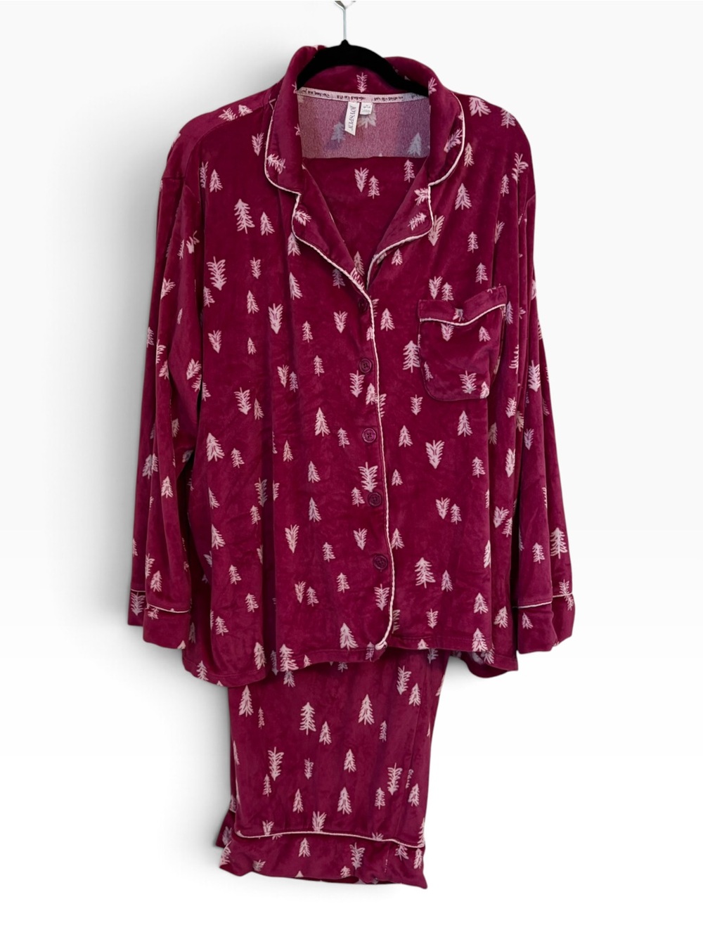 Plush Magenta Women's Pajama Set with White Tree Print, size 3x